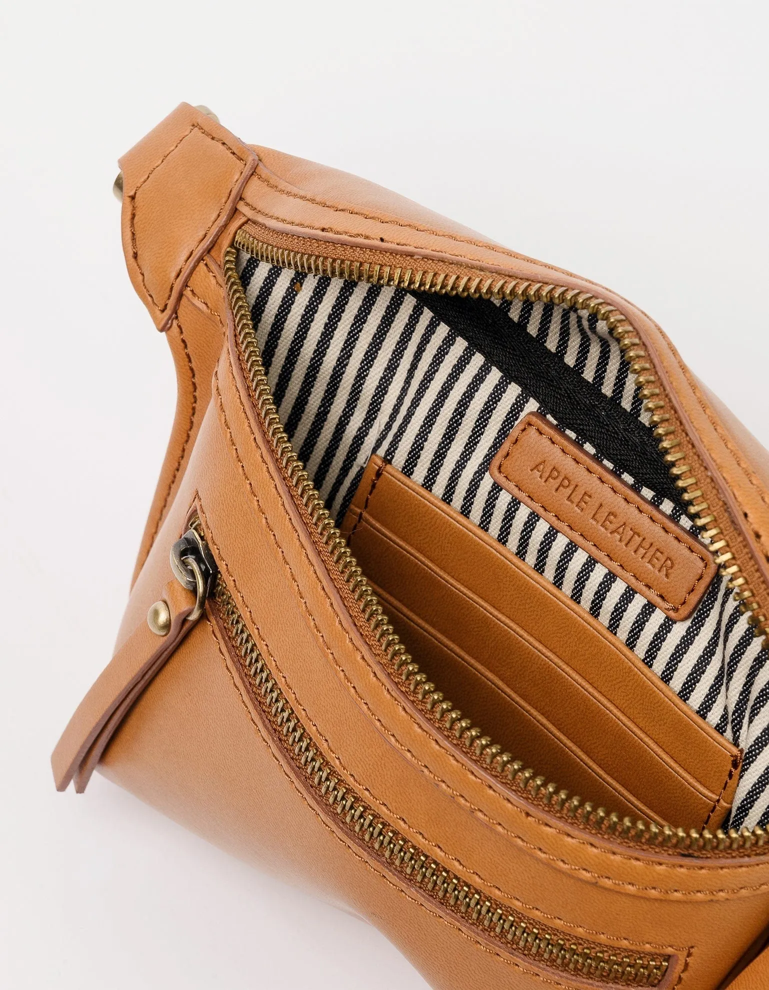 Beck's Apple Leather Vegan Bum Bag | Cognac