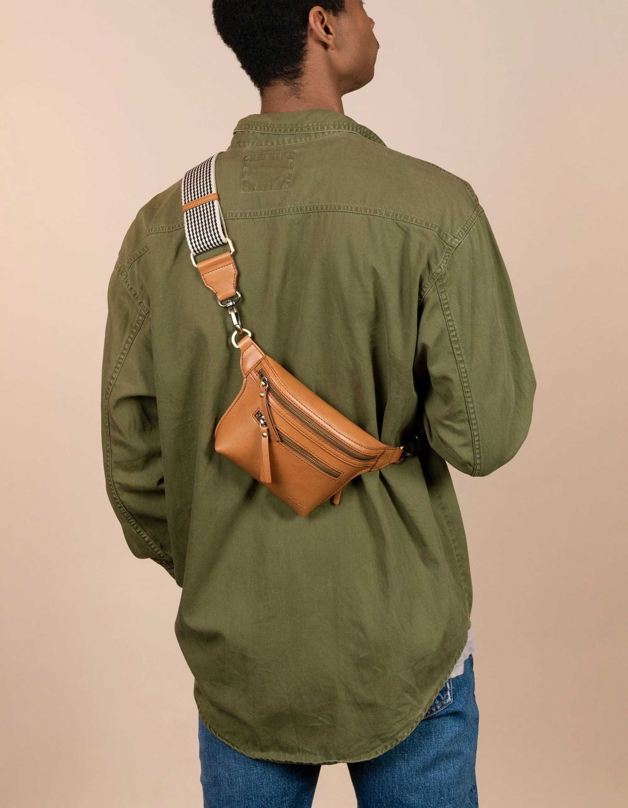 Beck's Apple Leather Vegan Bum Bag | Cognac