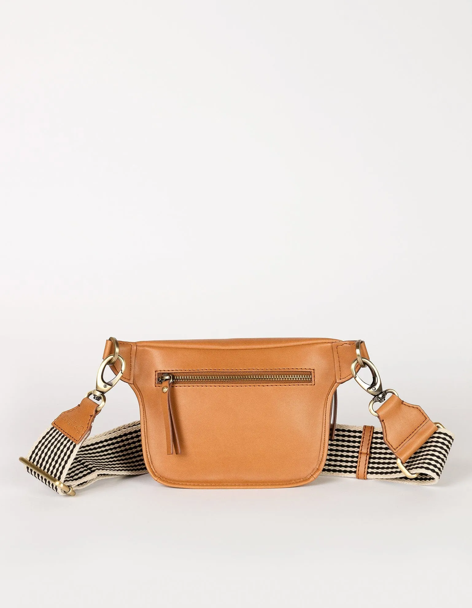 Beck's Apple Leather Vegan Bum Bag | Cognac