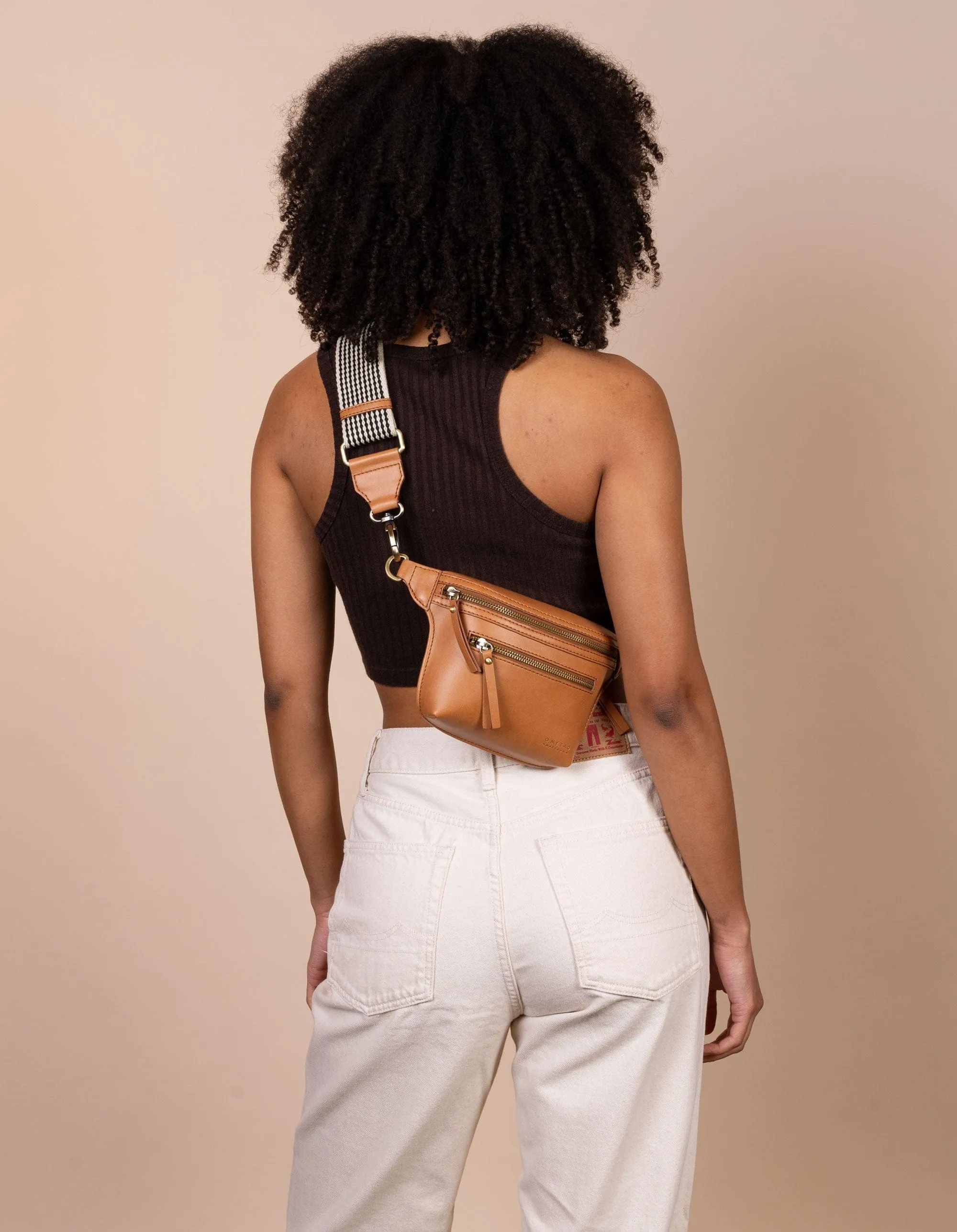 Beck's Apple Leather Vegan Bum Bag | Cognac