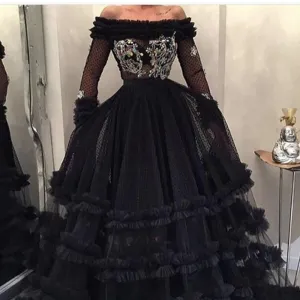 black prom dresses ball gown vintage boat neck lace appliqué elegant dotted tulle arabic prom gown
