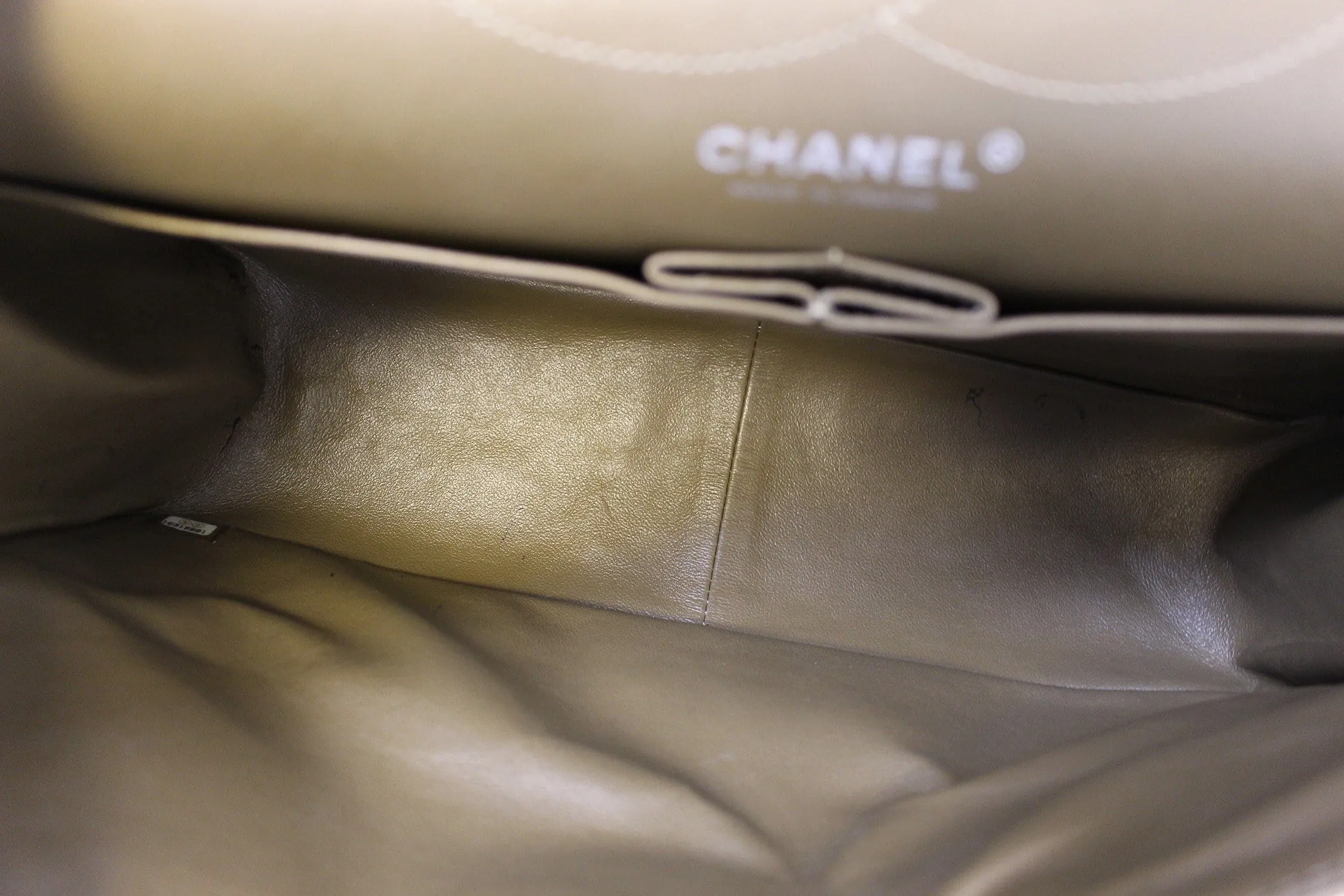 CHANEL Bronze 2.55 Reissue Quilted Classic Calfskin Leather 225 Flap Bag