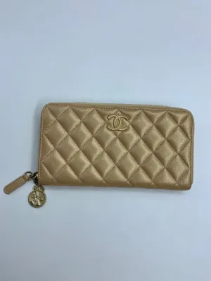 Chanel Champagne Calfskin 2014-2015 Coco Chanel Medallion Wallet