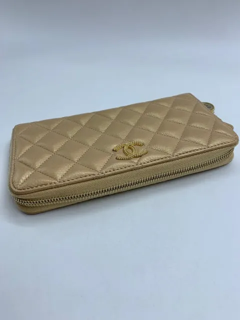 Chanel Champagne Calfskin 2014-2015 Coco Chanel Medallion Wallet