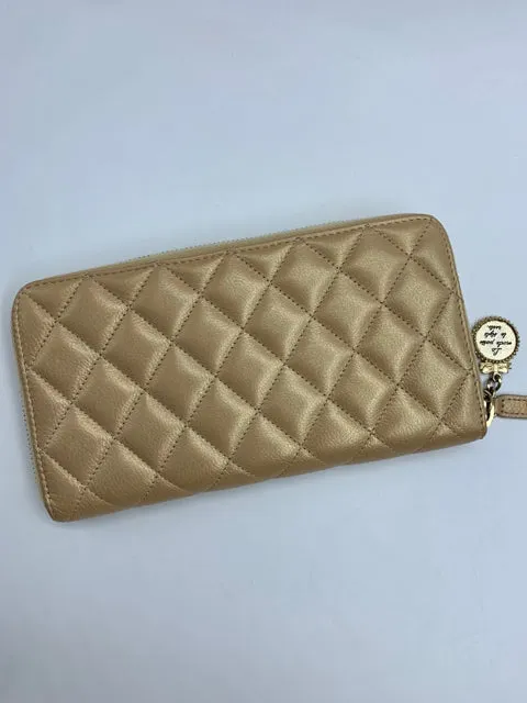 Chanel Champagne Calfskin 2014-2015 Coco Chanel Medallion Wallet