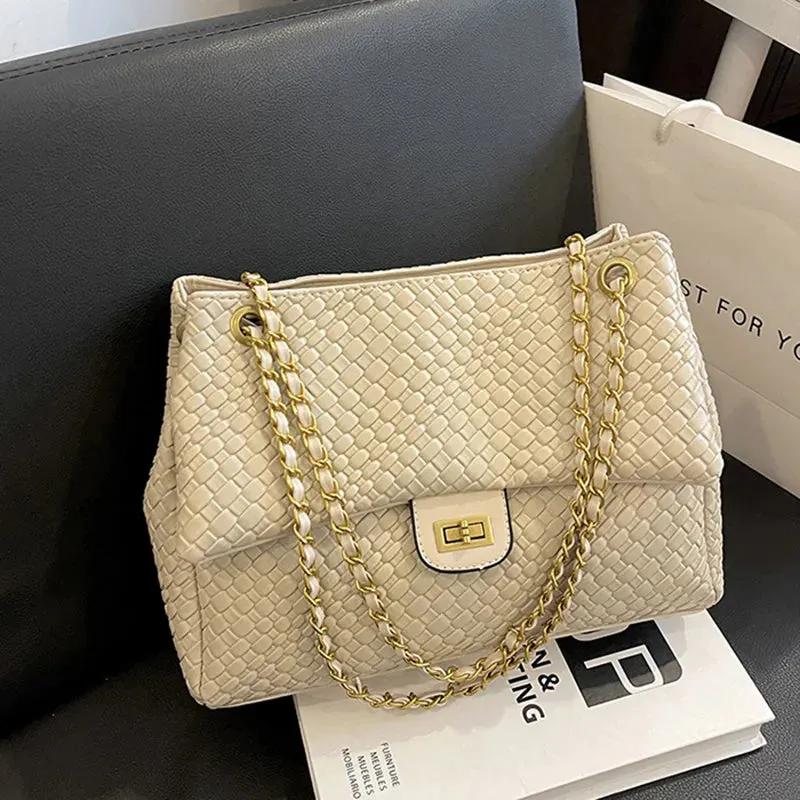 Chic Urban Weave: 2024 Women's Large Capacity Crossbody Bag with Minimalist Flair and Chain Detail