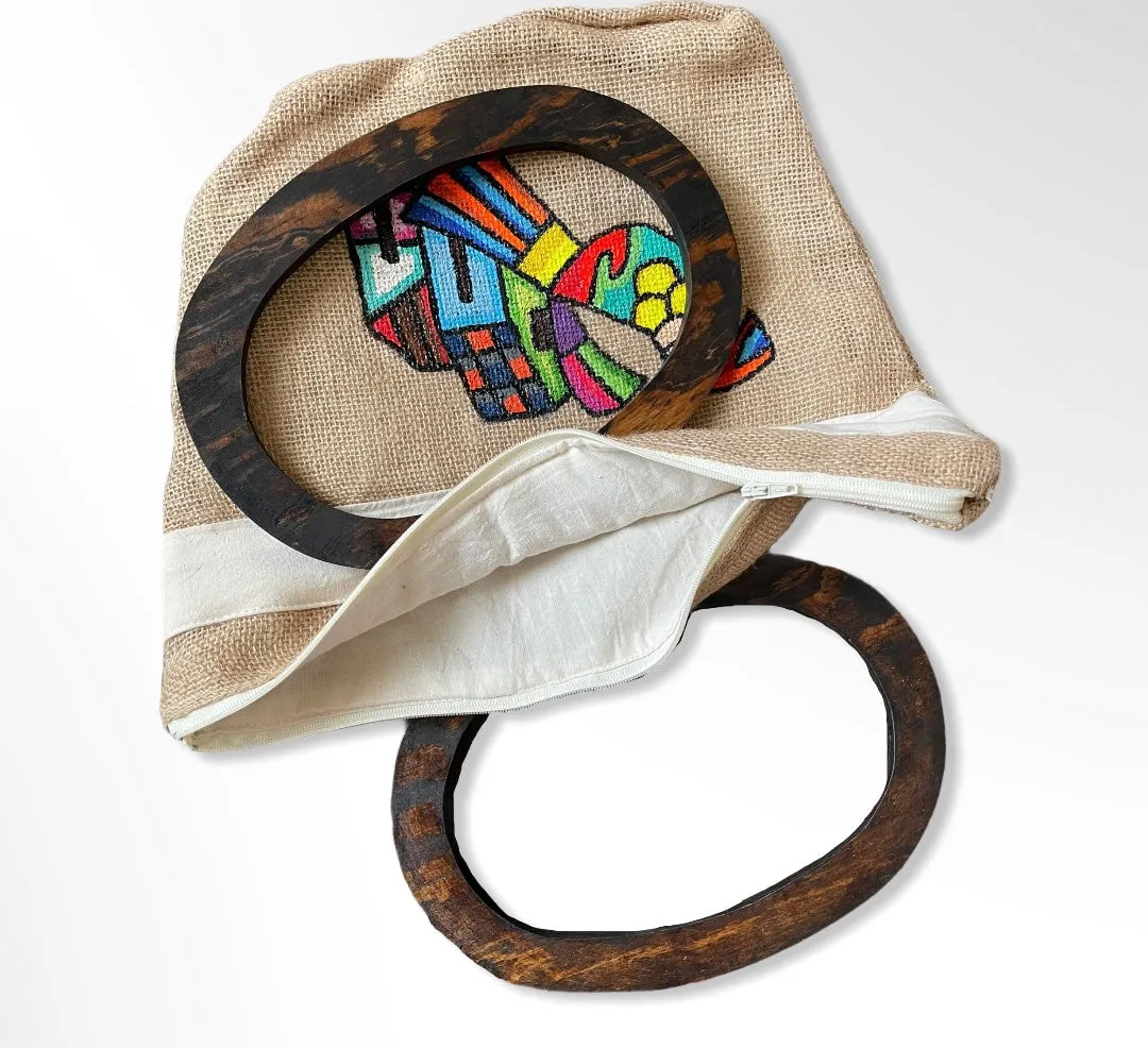 Handmade & Painted Jute Tote with Wooden Handle- Bolsa de Yute Pintada y hecha a mano con manecilla de madera