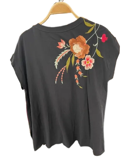 Johnny Was Joya Relaxed Drape Tee Flowers Black Shirt Floral Embroidery Top New