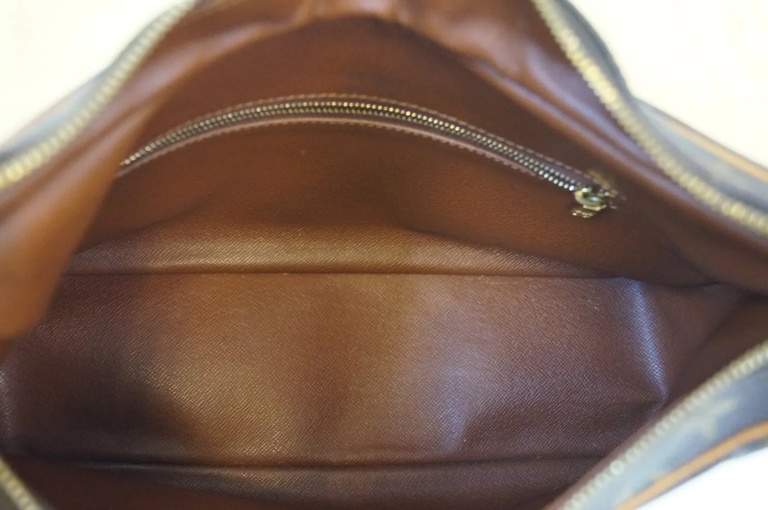 LOUIS VUITTON Monogram Canvas Boulongne Brown Shoulder Bag