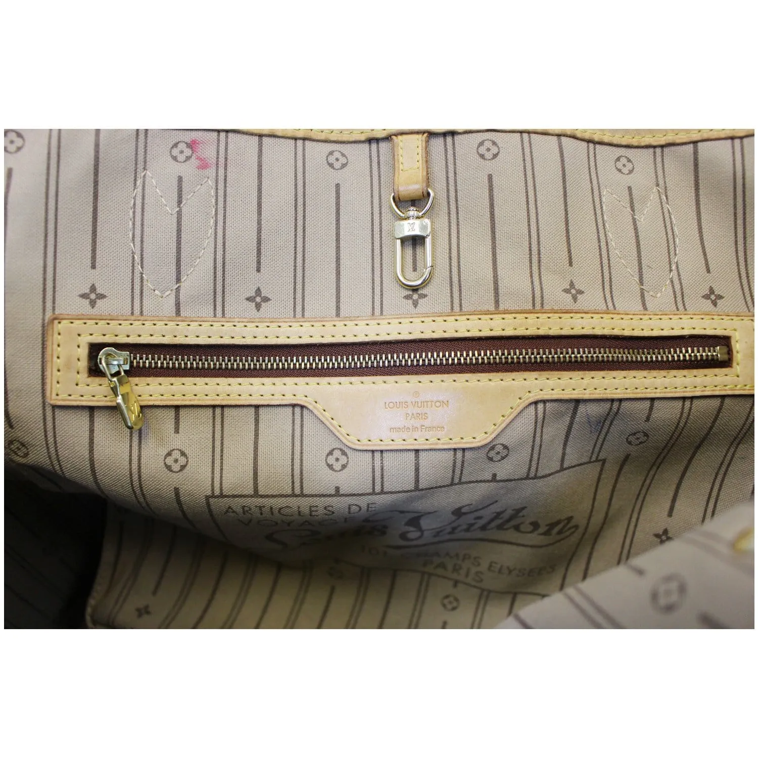 LOUIS VUITTON Neverfull GM Monogram Canvas Shoulder Bag