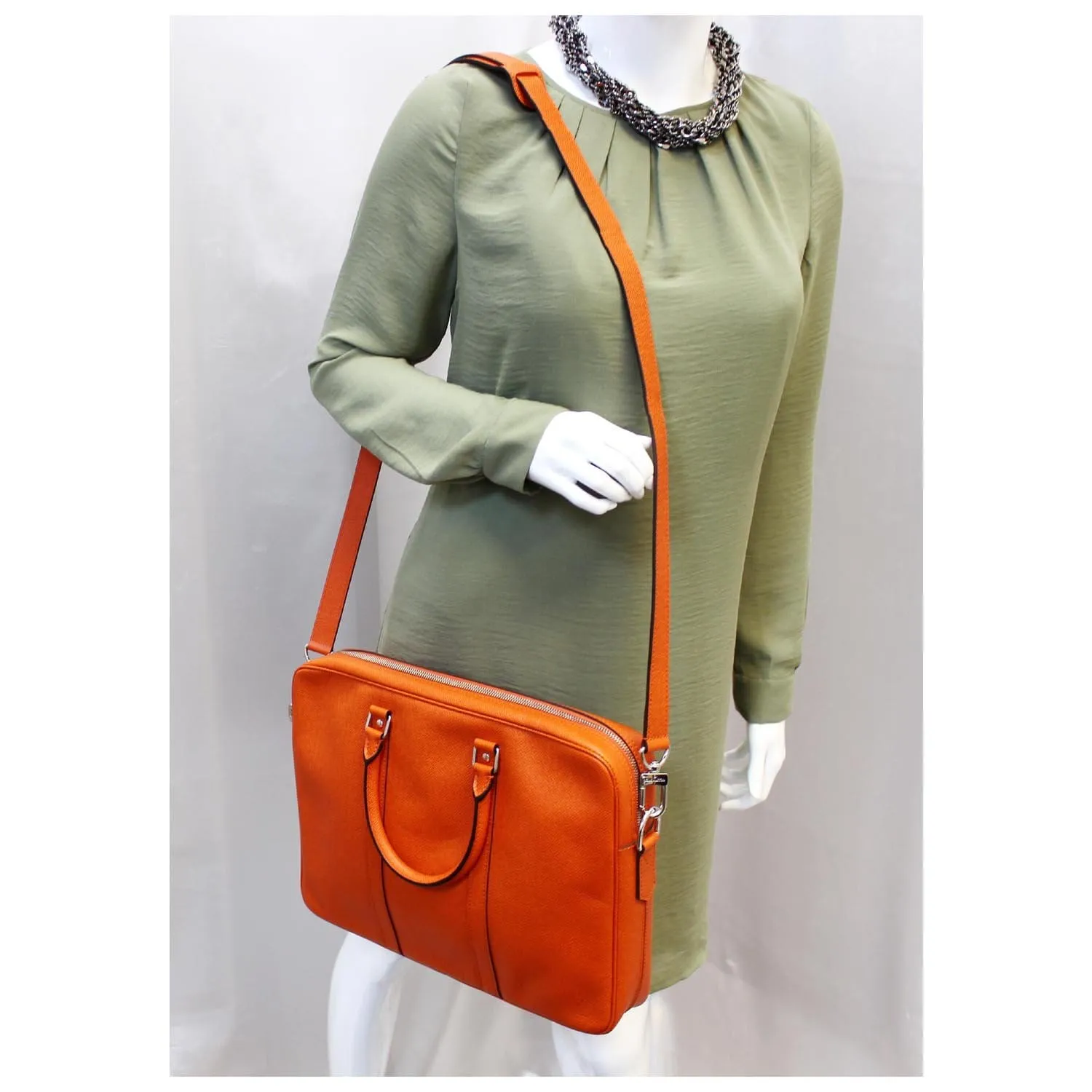 LOUIS VUITTON Porte-Documents Voyage PM Briefcase Taiga Leather Orange