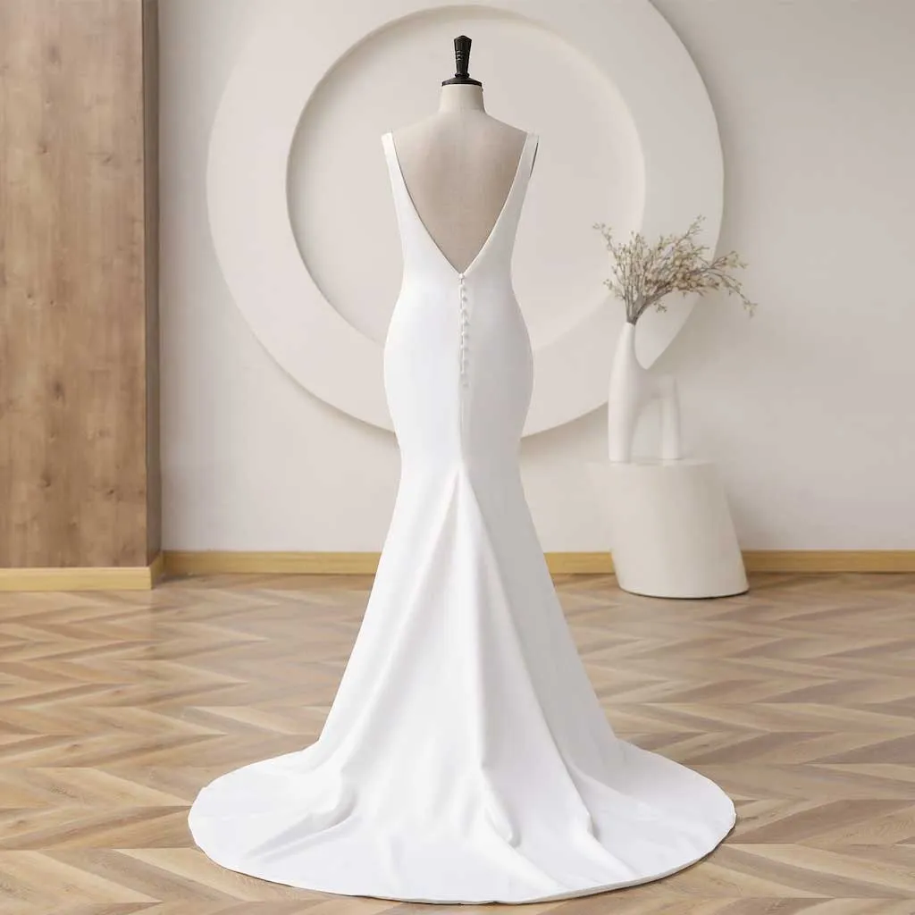 Minimalist Destination Crepe Wedding Dress ET3057