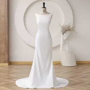 Minimalist Destination Crepe Wedding Dress ET3057