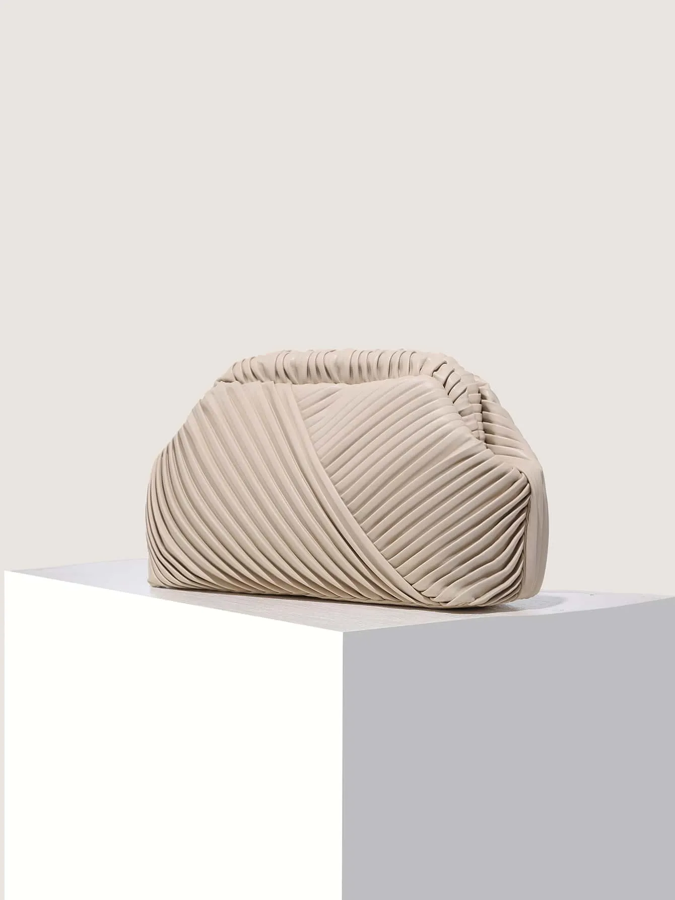 Minimalist Ruched Bag - ᗰ'₂₂ - Apricot