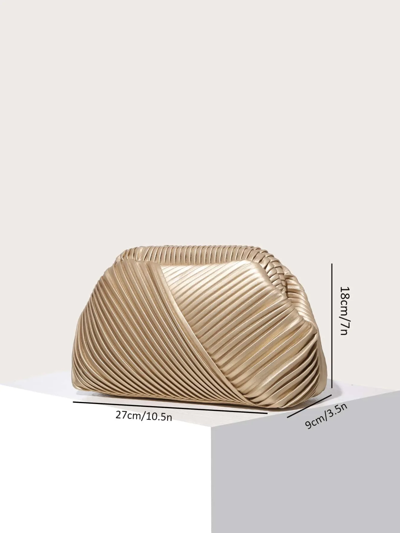 Minimalist Ruched Bag - ᗰ'₂₂ - Gold
