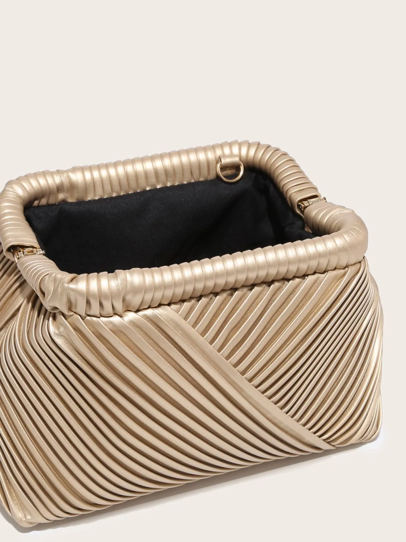 Minimalist Ruched Bag - ᗰ'₂₂ - Gold