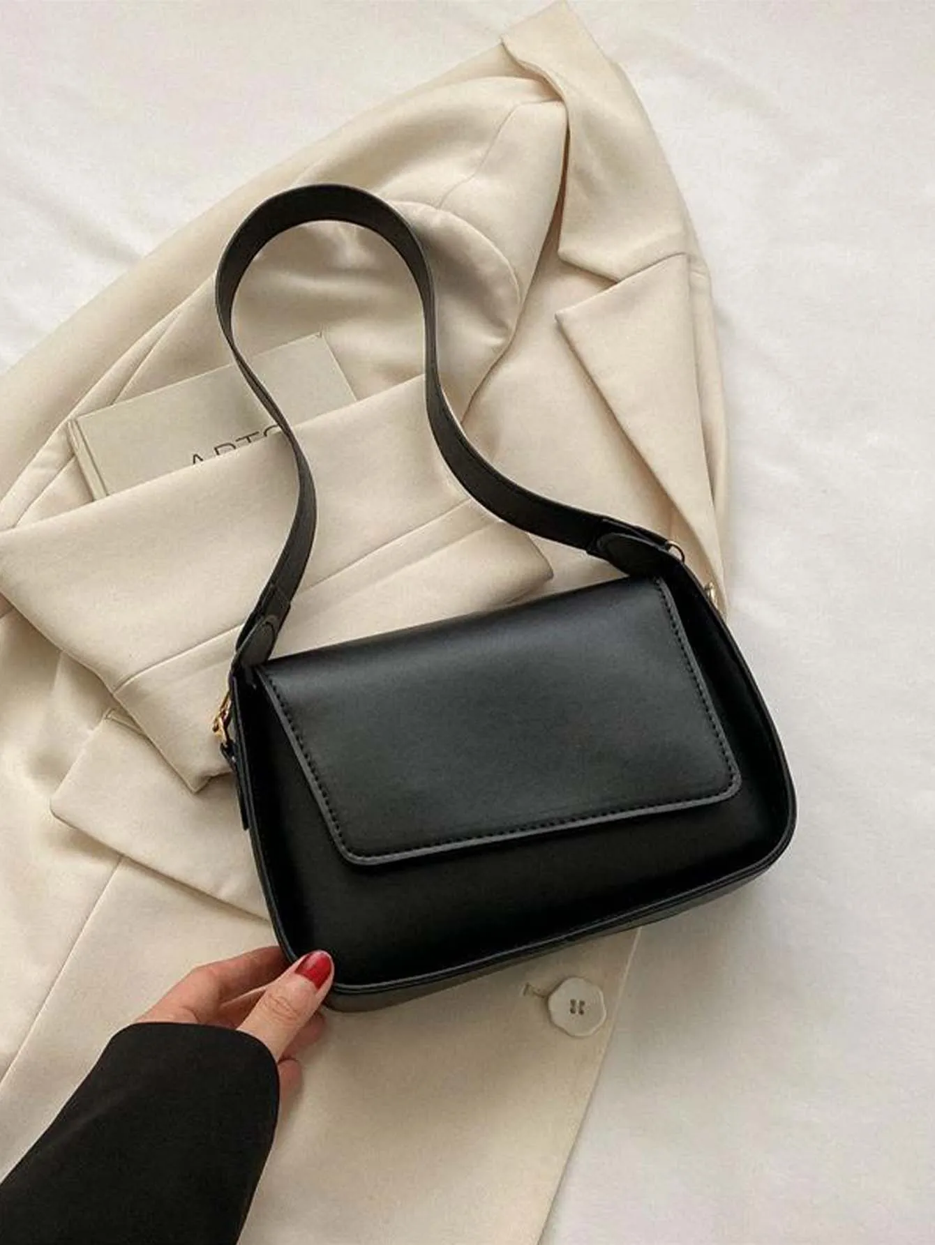 Minimalist Street Candy Fashion Square Bag - Black - FD ⚡