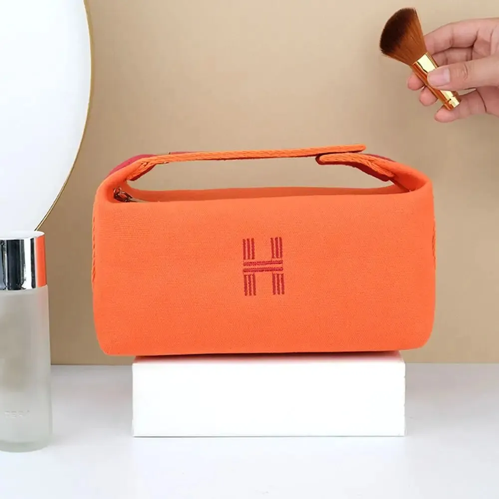 NEW Large Capacity Portable Travel Bag Makeup