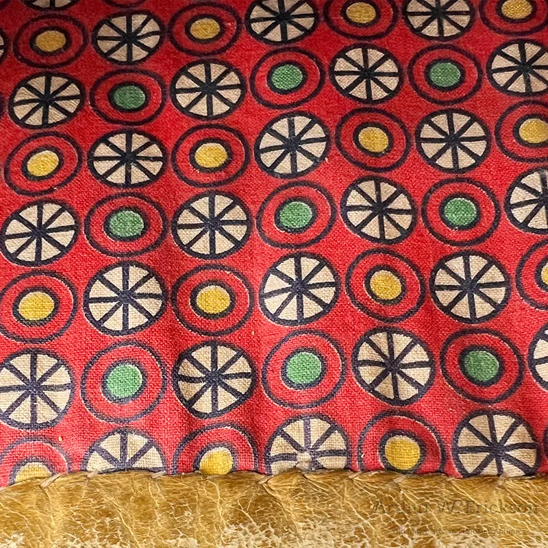 Plateau Beaded Flat Bag With Geometric Design