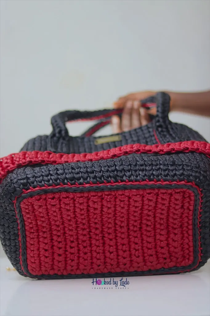 ‘Posi’ Tote crochet bag