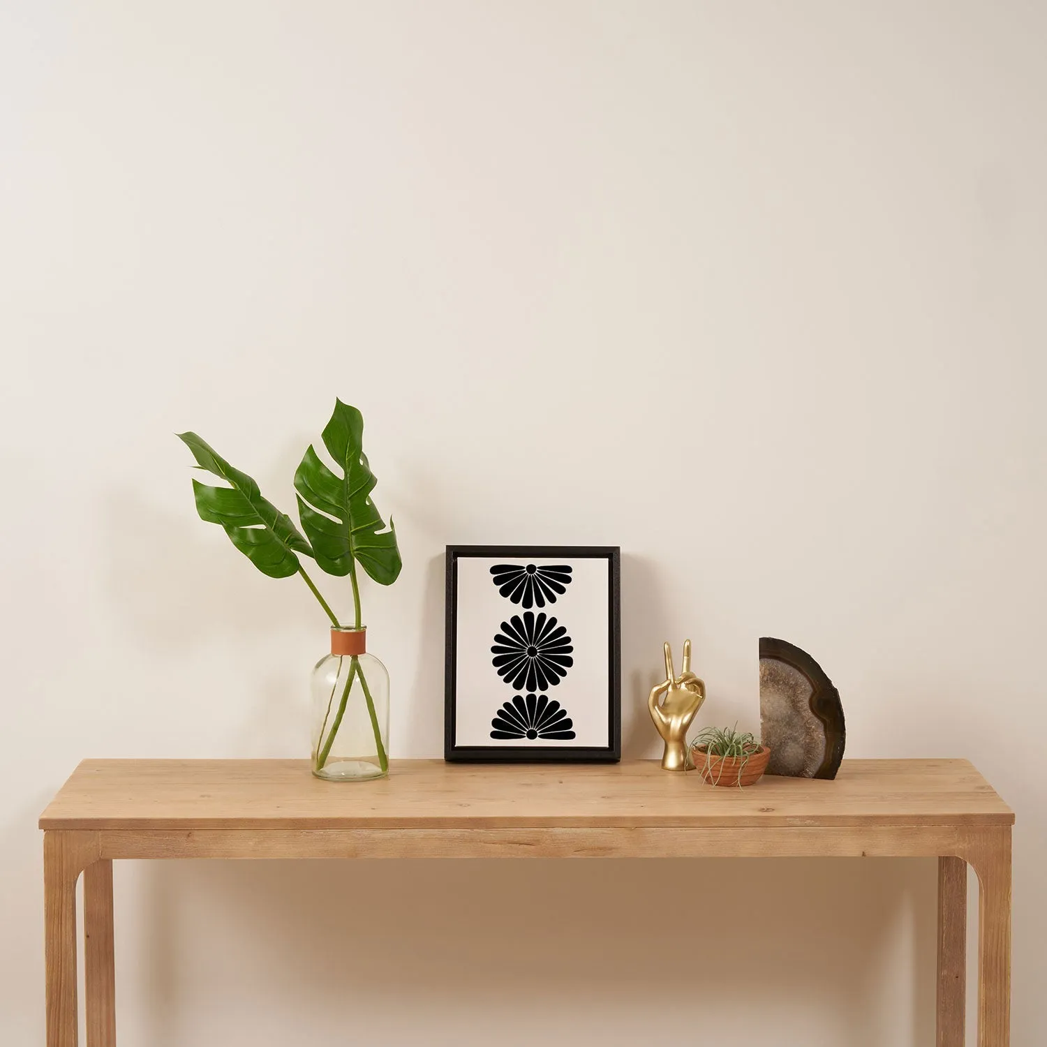 Retro Daisy I Art Canvas
