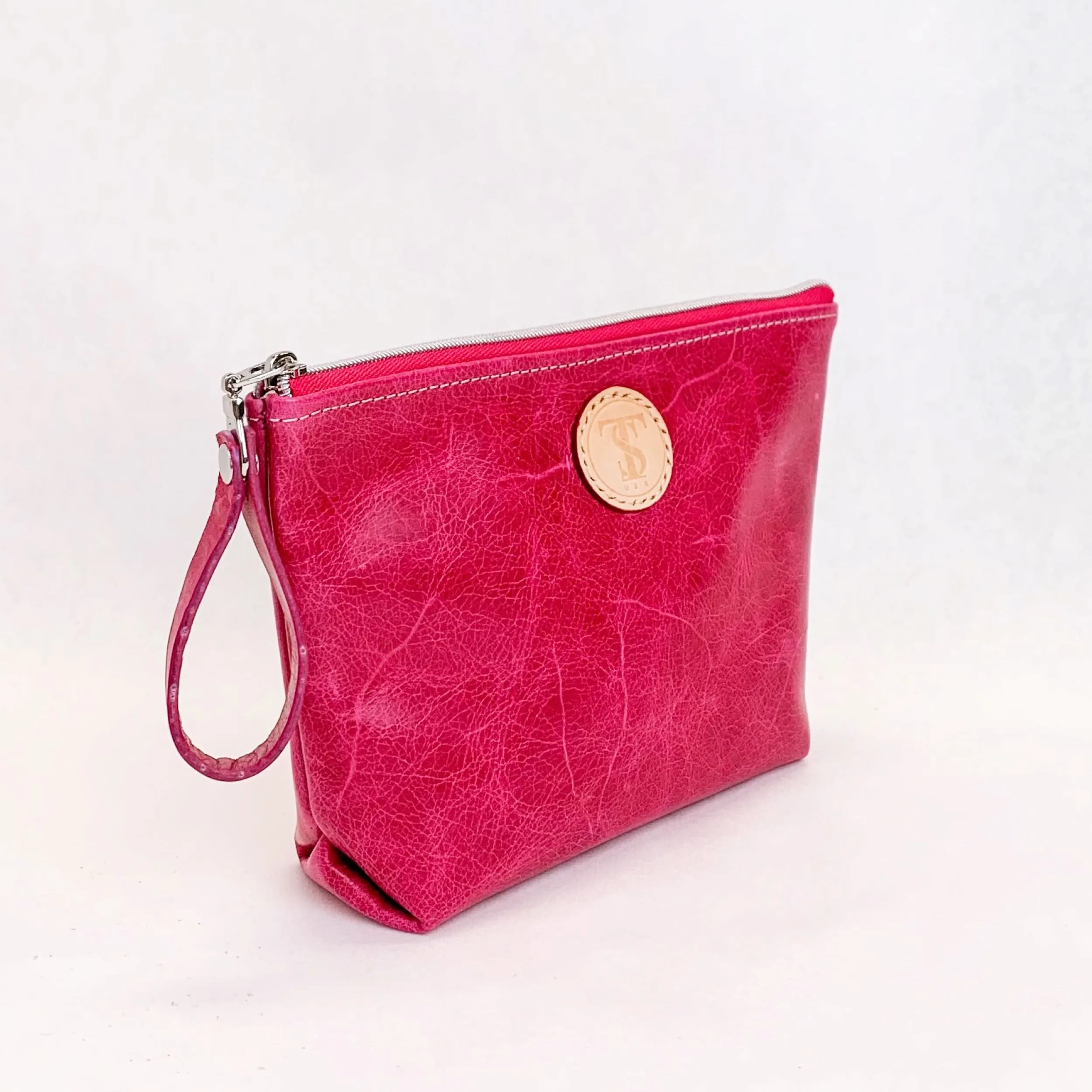 T5 Leather Cos Case in Calfskin