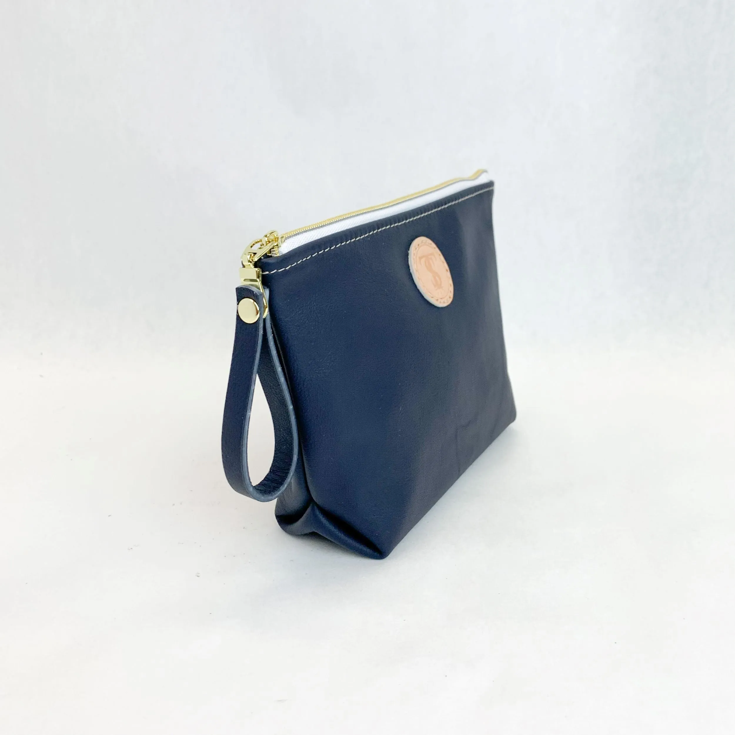 T5 Leather Cos Case in Calfskin
