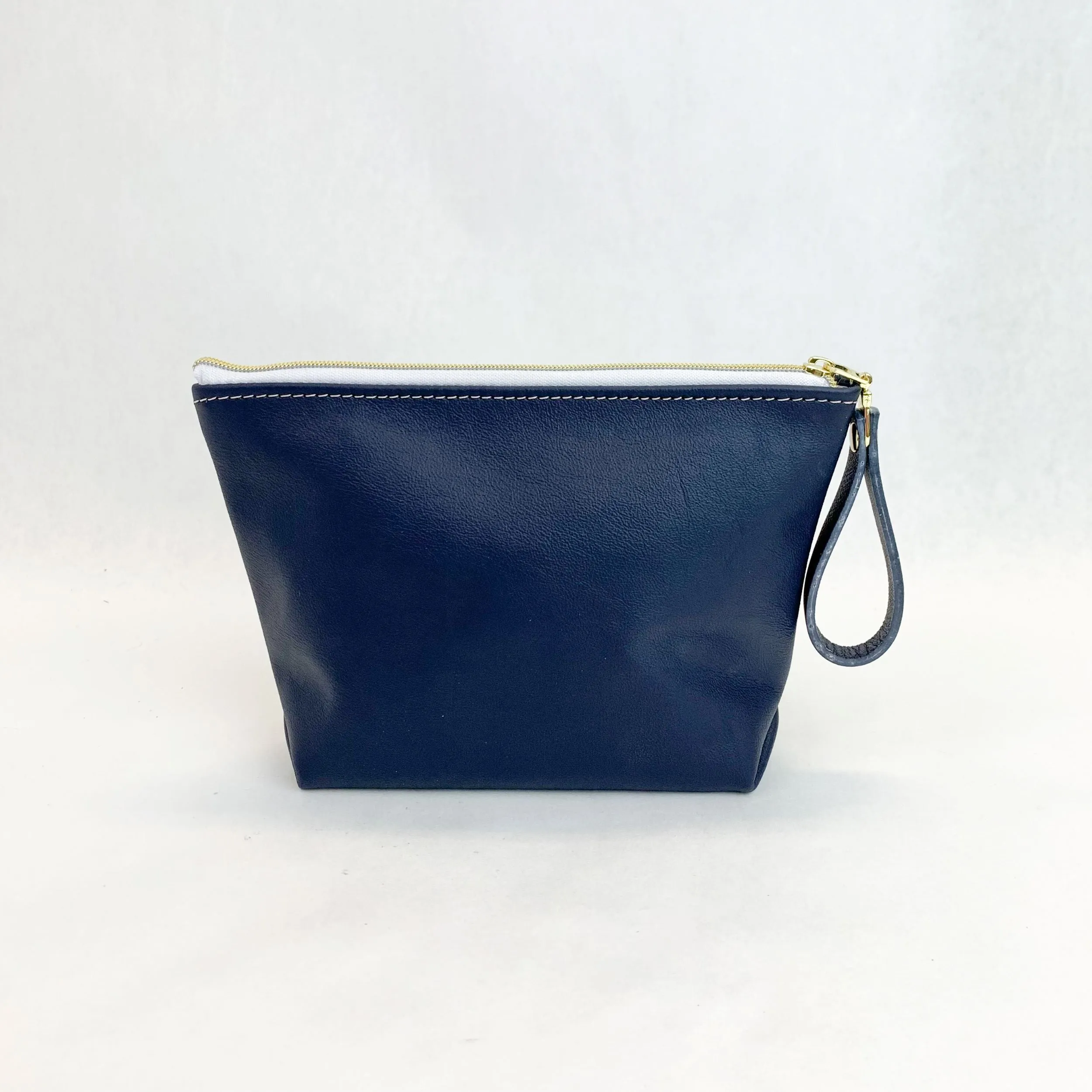 T5 Leather Cos Case in Calfskin