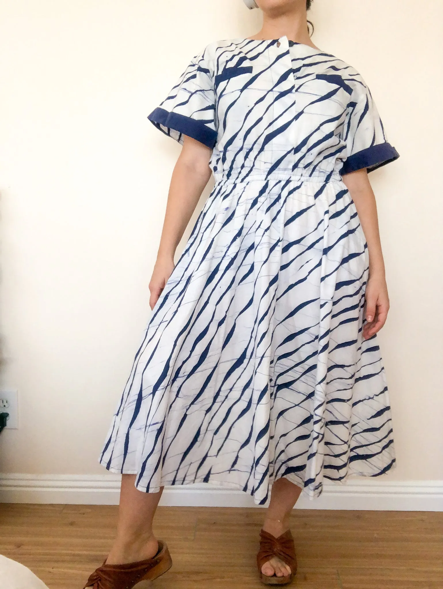 Vintage Singa Batik Navy White Printed Dress