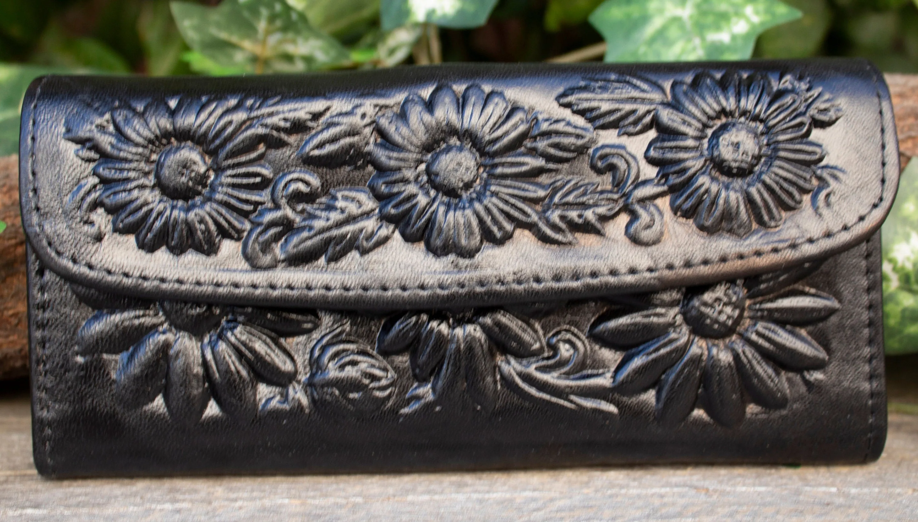 WOMENS BLACK SUNFLOWER slim handcrafted trifold leather stamped hand wallet purse
