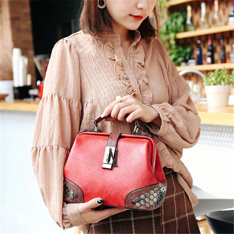 Women's Retro Vintage Buckle Lock Shoulder Bags