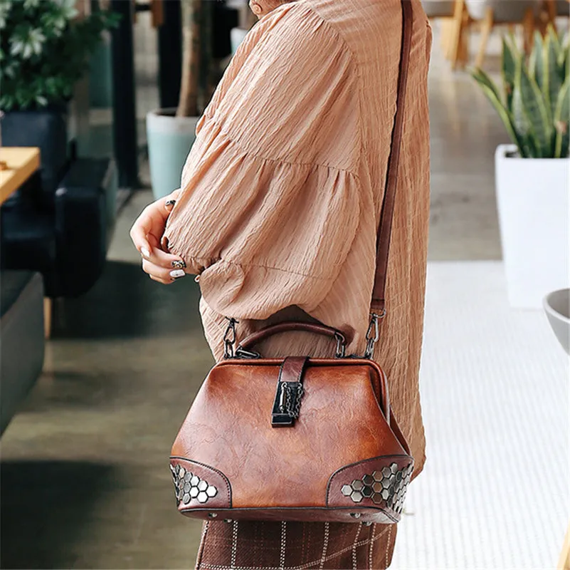 Women's Retro Vintage Buckle Lock Shoulder Bags